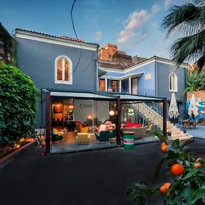 Hostel The Yard Catania